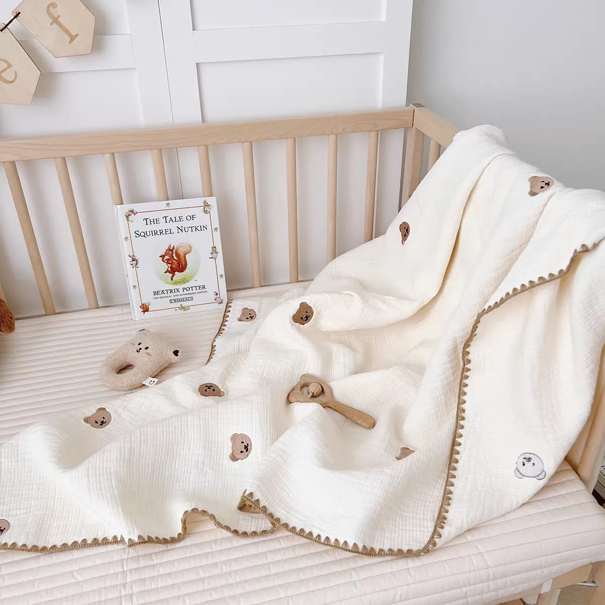 Cozy Muslin Swaddle Blanket – 100% Cotton, Air Conditioned Quilt For Spring & Summer