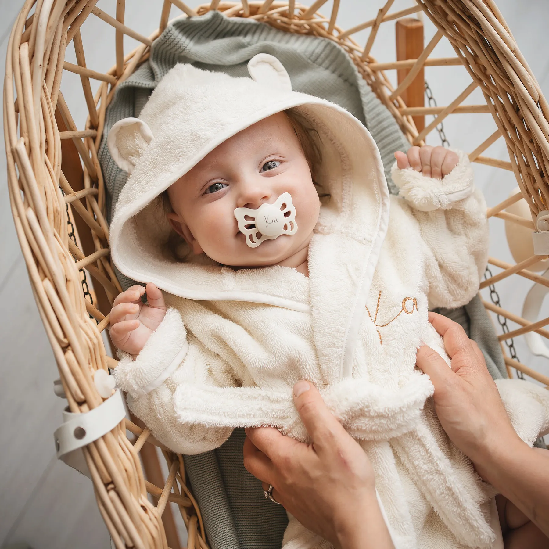 JBØRN Organic Cotton Baby Hooded Towelling Bathrobe (6 months - 2 Years)