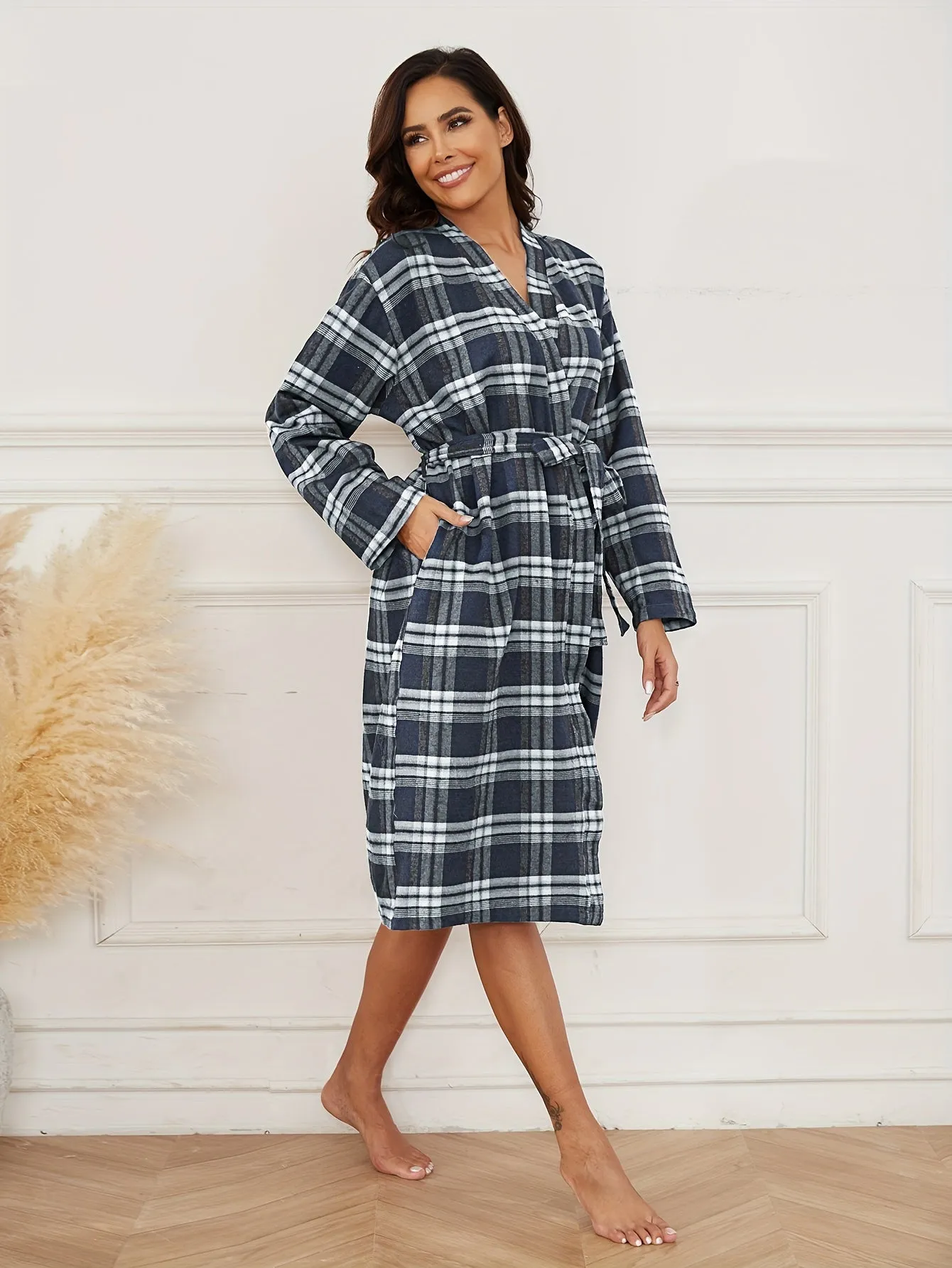 Plaid Chic Womens Robe - Stylish & Cozy, Dual-Pocket Lounge Wear with Long Sleeves and Belt Closure for Ultimate Comfort