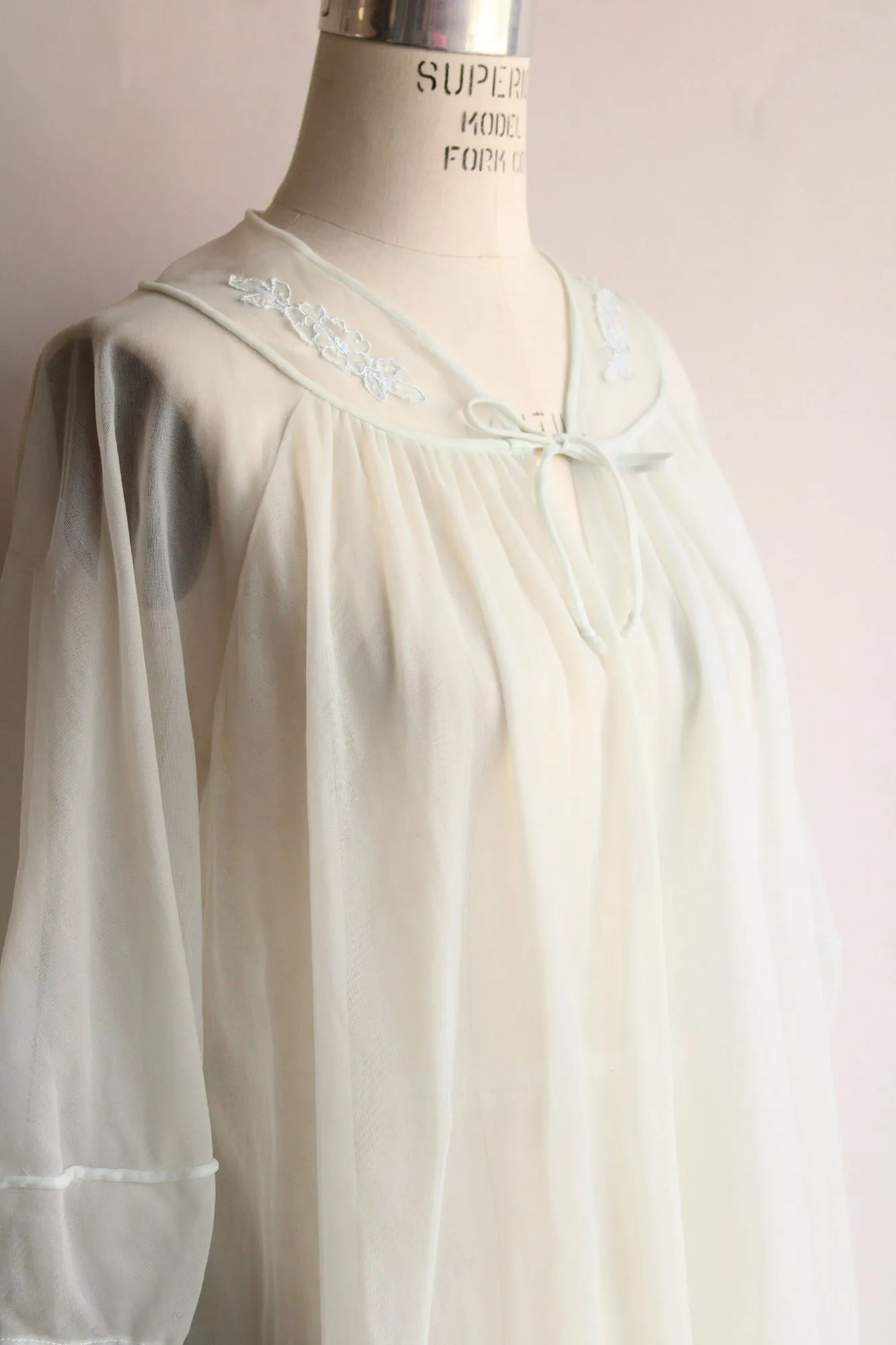 Vintage 1960s Pale Blue Gray Sheer Nylon Peignoir