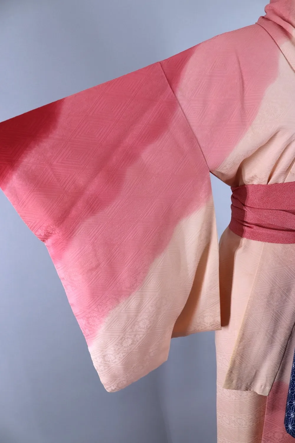 Vintage Silk Kimono Robe in Ivory and Pink Ombre