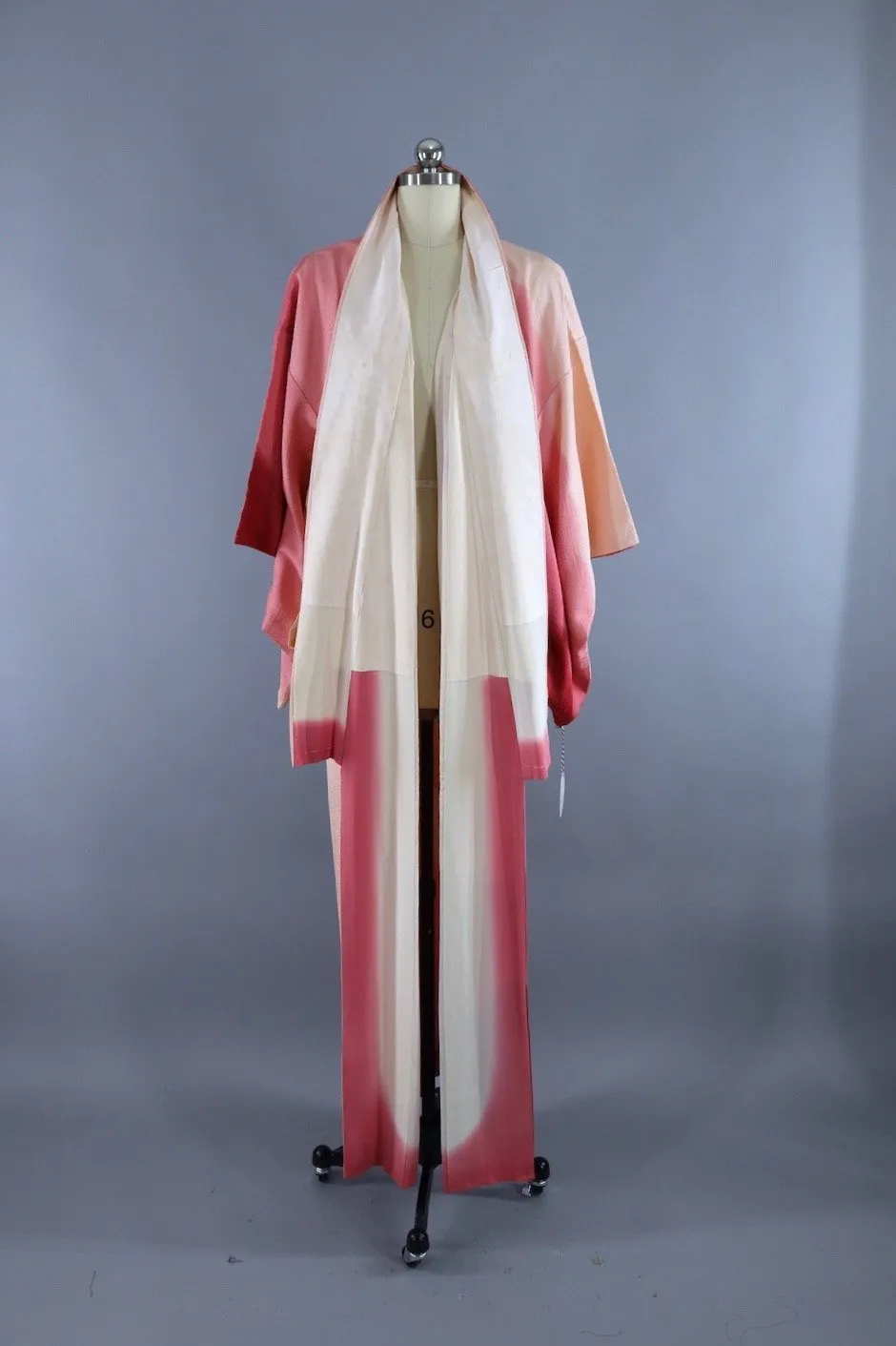 Vintage Silk Kimono Robe in Ivory and Pink Ombre