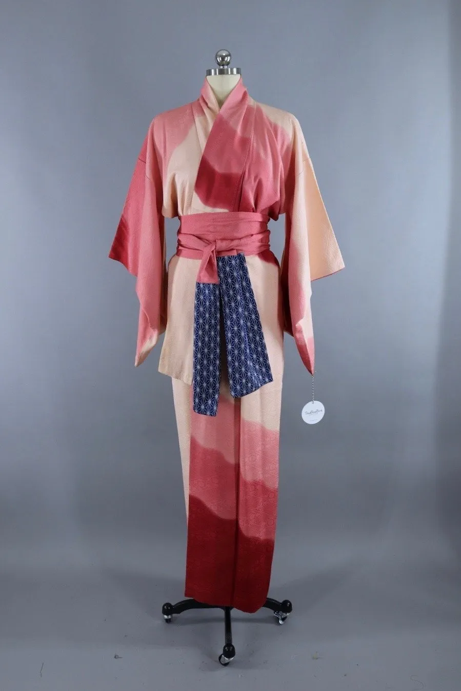 Vintage Silk Kimono Robe in Ivory and Pink Ombre