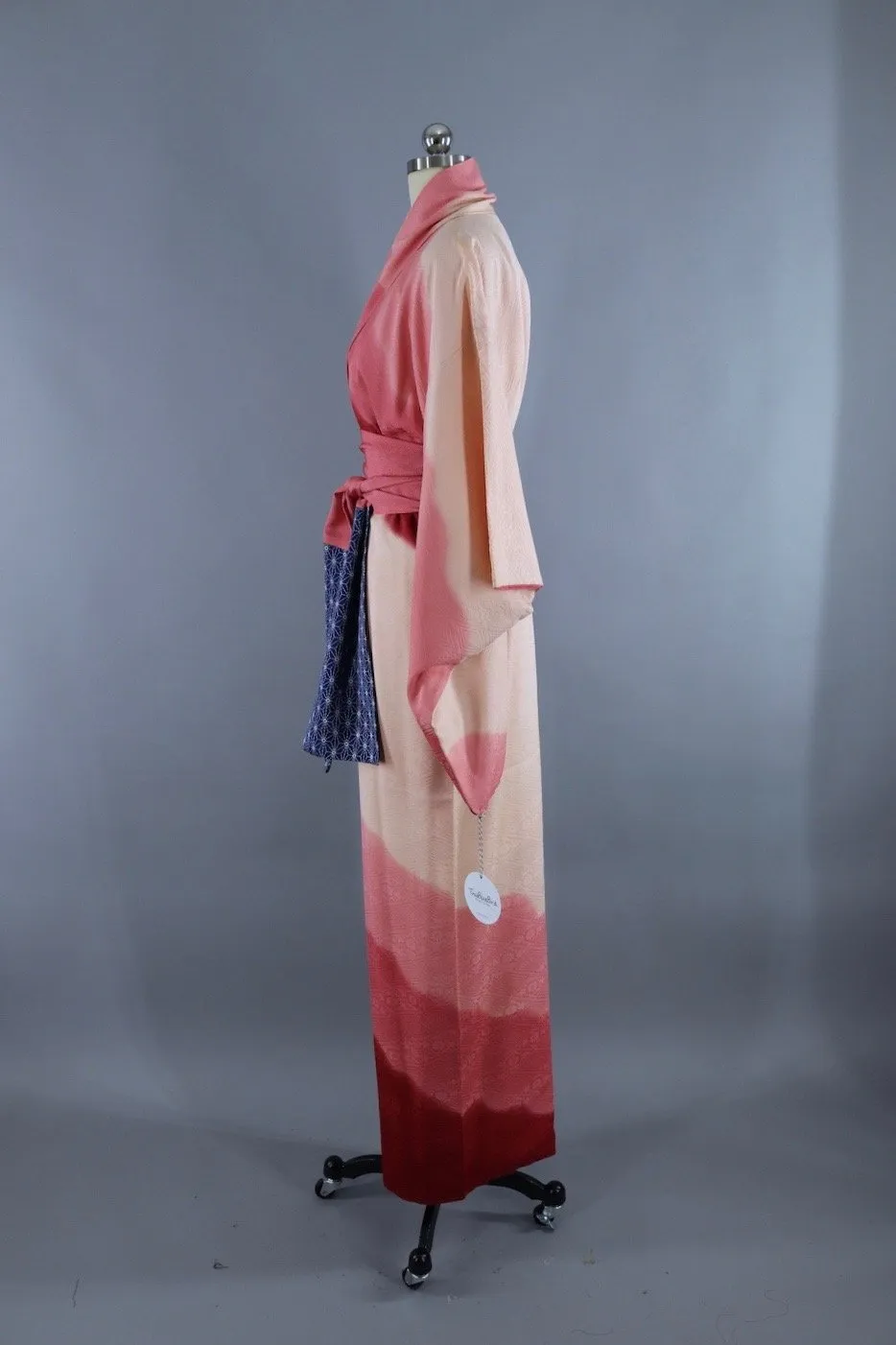 Vintage Silk Kimono Robe in Ivory and Pink Ombre